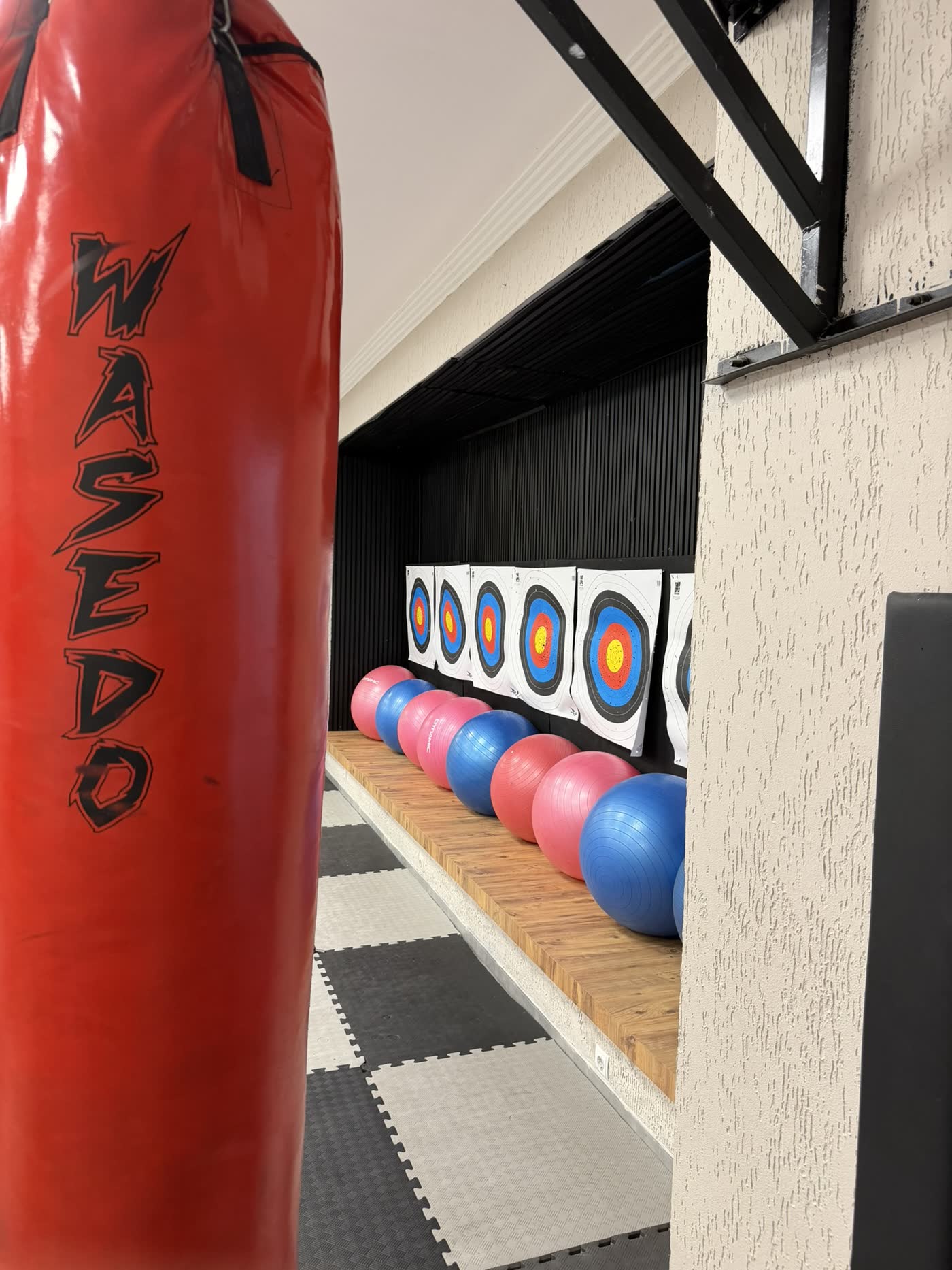 Box, BMR Spor Kompleksi