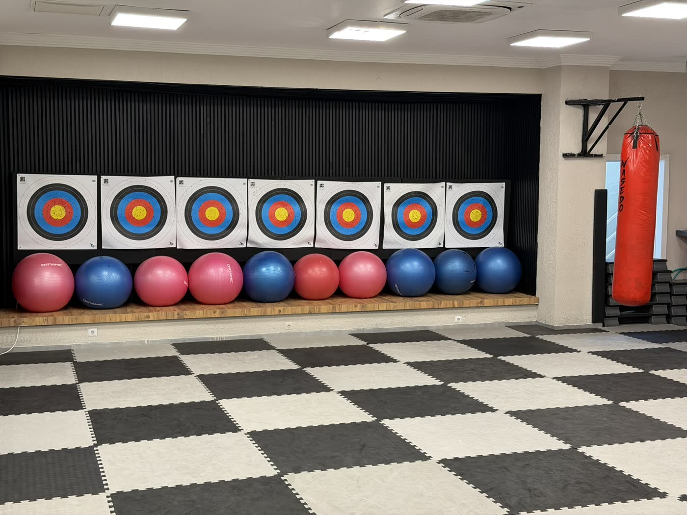 Box, BMR Spor Kompleksi